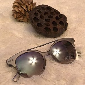 NWT Libby Edelman Sunglasses